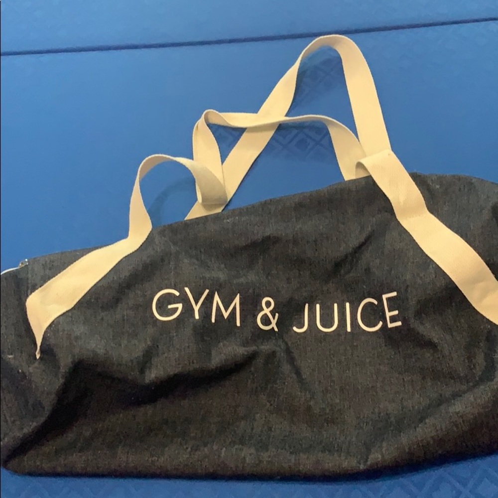 Gym & Juice gym bag!